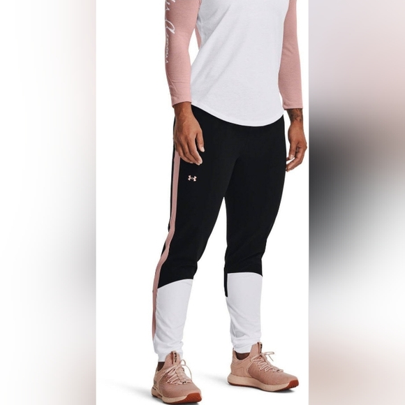 Under armour jogger pants charcoal gray, white and pink details. 💗 Nwot - Picture 2 of 7